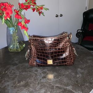 Handbag barely worn